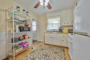 24 Clifton Dr, Patchogue, NY 11772 - Photo 13