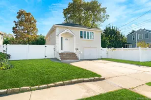 880 Washington St, Baldwin, NY 11510 - Photo 3