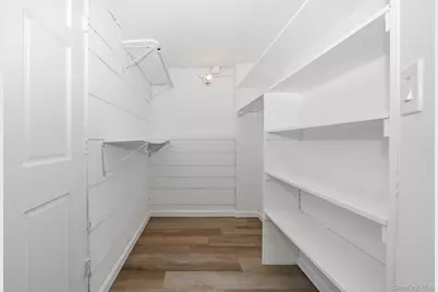 880 Washington Street, Baldwin, NY 11510 - Photo 25