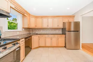 880 Washington St, Baldwin, NY 11510 - Photo 13