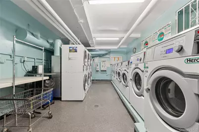 99-45 67th Road #620, Forest Hills, NY 11375 - Photo 15