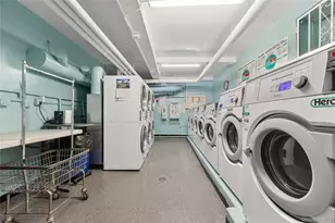 9945 67th Rd, Forest Hills, NY 11375 - Photo 15