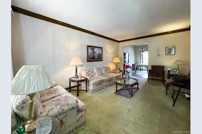 6073 71 Street, Maspeth, NY 11378 - Photo 5