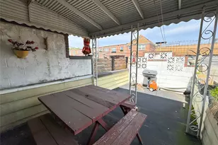 60-73 71st St, Maspeth, NY 11378 - Photo 27