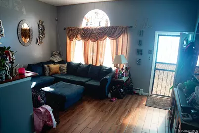72-36 Almeda Avenue, Arverne, NY 11692 - Photo 5