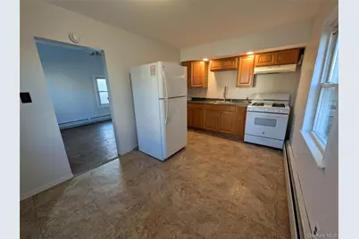 90-92 Railroad Avenue W, Garnerville, NY 10923 - Photo 9