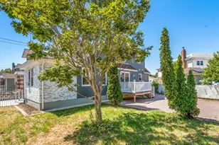 176-27 NW Sunbury Rd, Jamaica, NY 11434 - Photo 7