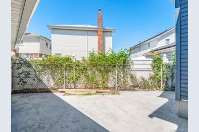 176-27 NW Sunbury Road, Jamaica, NY 11434 - Photo 3