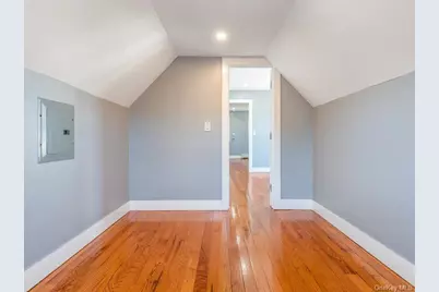 176-27 NW Sunbury Road, Jamaica, NY 11434 - Photo 33