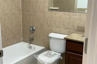 102-20 Rockaway Beach Blvd, Far Rockaway, NY 11694 - Photo 19