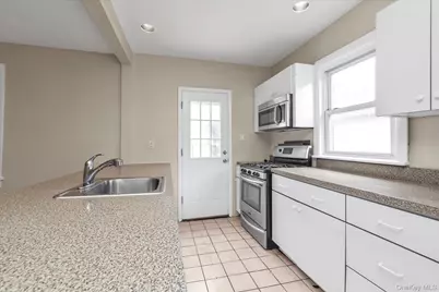 41 Newport Road, Island Park, NY 11558 - Photo 5