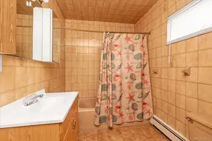 41 Newport Rd, Island Park, NY 11558 - Photo 17