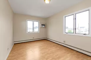 41 Newport Rd, Island Park, NY 11558 - Photo 19