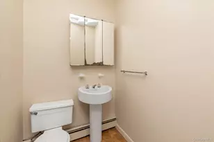 41 Newport Rd, Island Park, NY 11558 - Photo 21