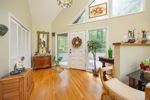 51 Major Lockwood Ln, Pound Ridge, NY 10576 - Photo 15