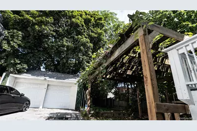 52 Beacon Street, Newburgh, NY 12550 - Photo 3