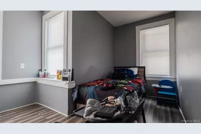 52 Beacon Street, Newburgh, NY 12550 - Photo 5