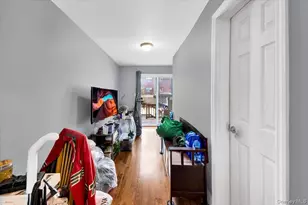 764 E 230th St, Bronx, NY 10466 - Photo 19