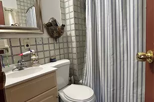 82 Burhans Ave, Yonkers, NY 10701 - Photo 17