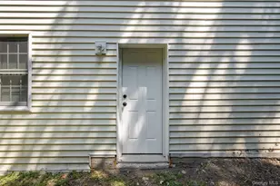 93 Delafield St, Poughkeepsie, NY 12601 - Photo 25