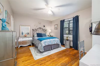 245-38 61 Avenue #Lower unit F2, Douglaston, NY 11362 - Photo 11