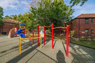 245-38 61st Ave, Douglaston, NY 11362 - Photo 17