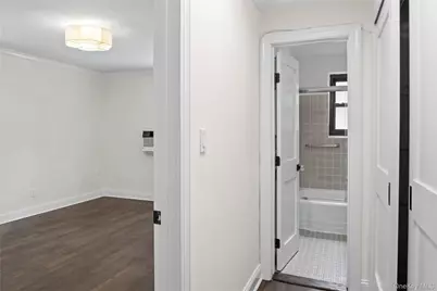 6 West Mill Drive #1A, Great Neck, NY 11021 - Photo 13