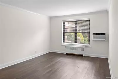 6 West Mill Drive #1A, Great Neck, NY 11021 - Photo 5