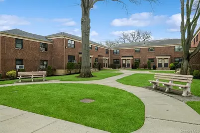 73-21 220th Street #139B2, Oakland Gardens, NY 11364 - Photo 23