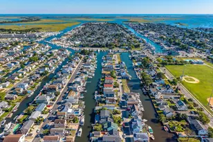 177 Sportsmans Ave, Freeport, NY 11520 - Photo 33