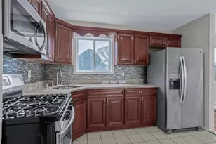 145-57 229th St, Springfield Gardens, NY 11413 - Photo 11