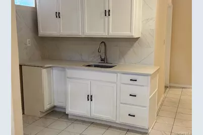 23913 86th Avenue, Bellerose, NY 11426 - Photo 9