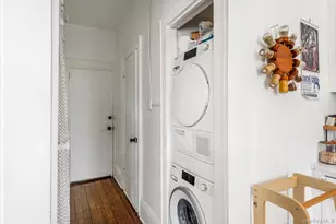 59-32 Grove St, Ridgewood, NY 11385 - Photo 15