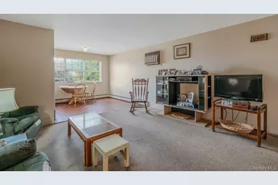 225 Rushmore Avenue, Carle Place, NY 11514 - Photo 15