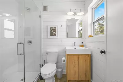 5 Thorn Hedge Road, Bellport, NY 11713 - Photo 39