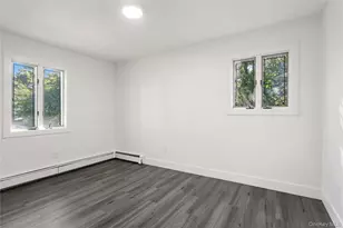 8 Gale Dr, Woodmere, NY 11581 - Photo 7