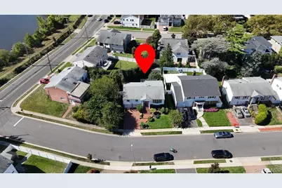 8 Gale Drive, Woodmere, NY 11581 - Photo 21