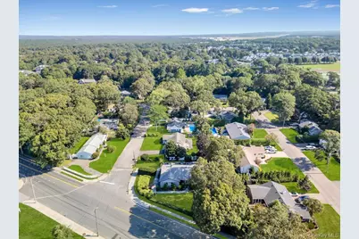 386 Mill Road, Westhampton, NY 11977 - Photo 27