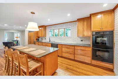 386 Mill Road, Westhampton, NY 11977 - Photo 3