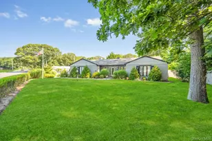 386 Mill Rd, Westhampton, NY 11977 - Photo 31