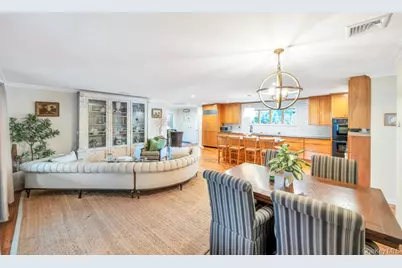 386 Mill Road, Westhampton, NY 11977 - Photo 11