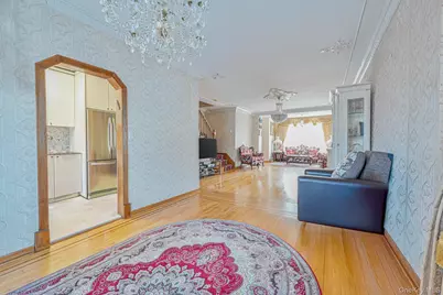 10201 62nd Road, Forest Hills, NY 11375 - Photo 5