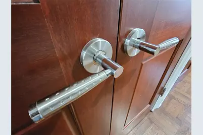 49 Greenridge Avenue, White Plains, NY 10605 - Photo 15