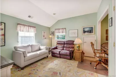 537 Highland Court, Moriches, NY 11955 - Photo 5