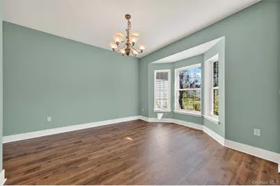 2806 Cherry Tree Way, New Windsor, NY 12553 - Photo 9