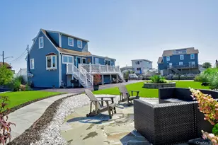 2 Bayview Ave E, Lindenhurst, NY 11757 - Photo 17