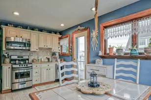 2 Bayview Ave E, Lindenhurst, NY 11757 - Photo 13