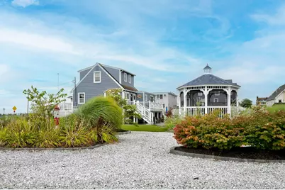 2 Bayview Avenue E, Lindenhurst, NY 11757 - Photo 41