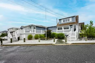 2 Bayview Ave E, Lindenhurst, NY 11757 - Photo 5