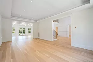 8 Dogwood Hill, Brookville, NY 11545 - Photo 9